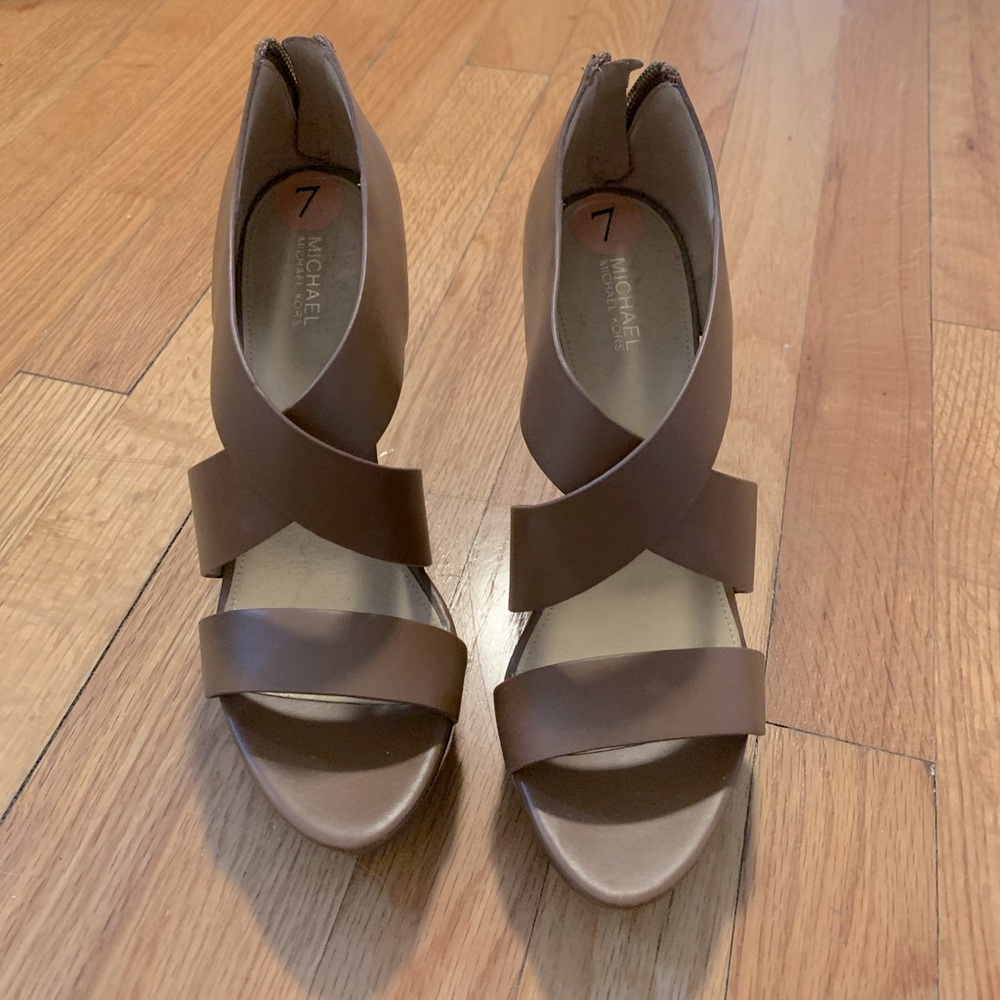 Michael Kors sandal/heels